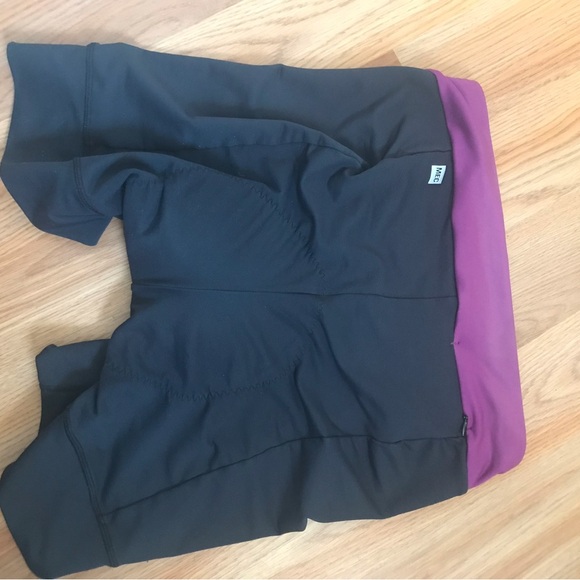 MEC Women’s Padded Cycling Shorts - Picture 2 of 4